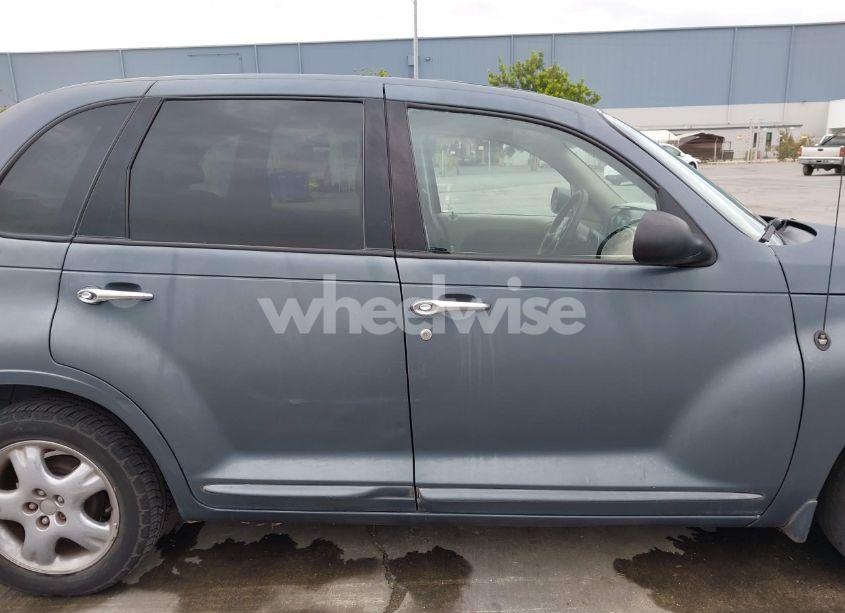 Photo 13 of 2002 Chrysler Pt CRUISER TOURING (VIN 3C4FY58B22T250920)