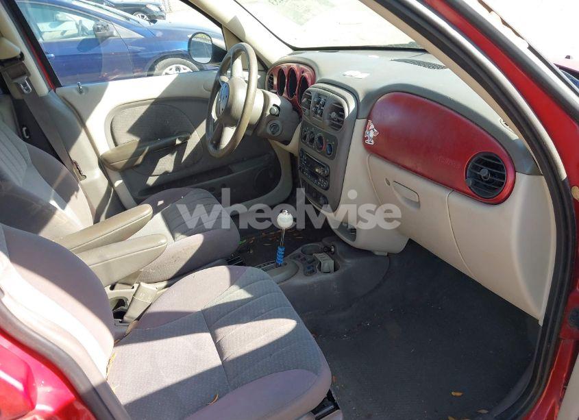 Photo 5 of 2004 Chrysler Pt CRUISER TOURING (VIN 3C4FY58B44T252803)