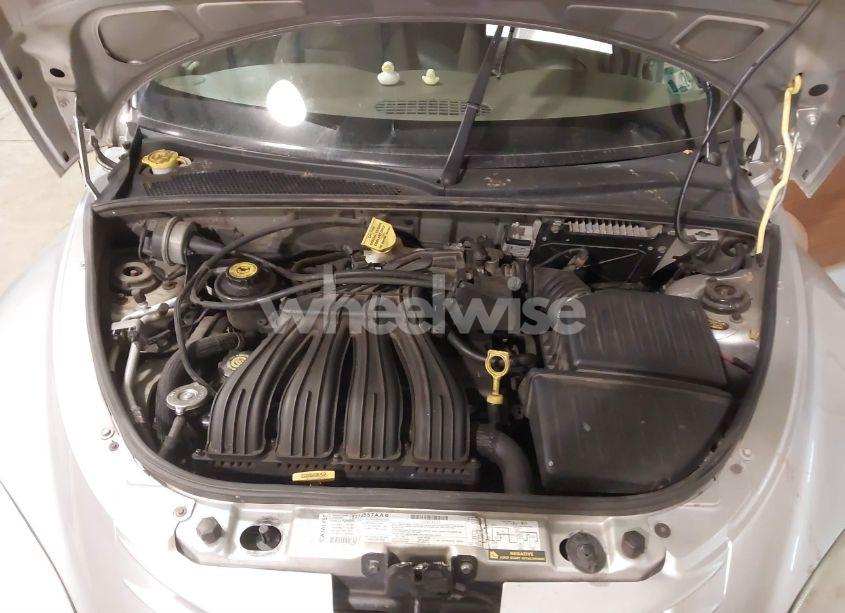 Photo 10 of 2002 Chrysler Pt CRUISER TOURING (VIN 3C4FY58B52T292725)