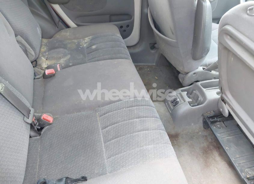 Photo 8 of 2004 Chrysler Pt CRUISER TOURING (VIN 3C4FY58B64T358041)