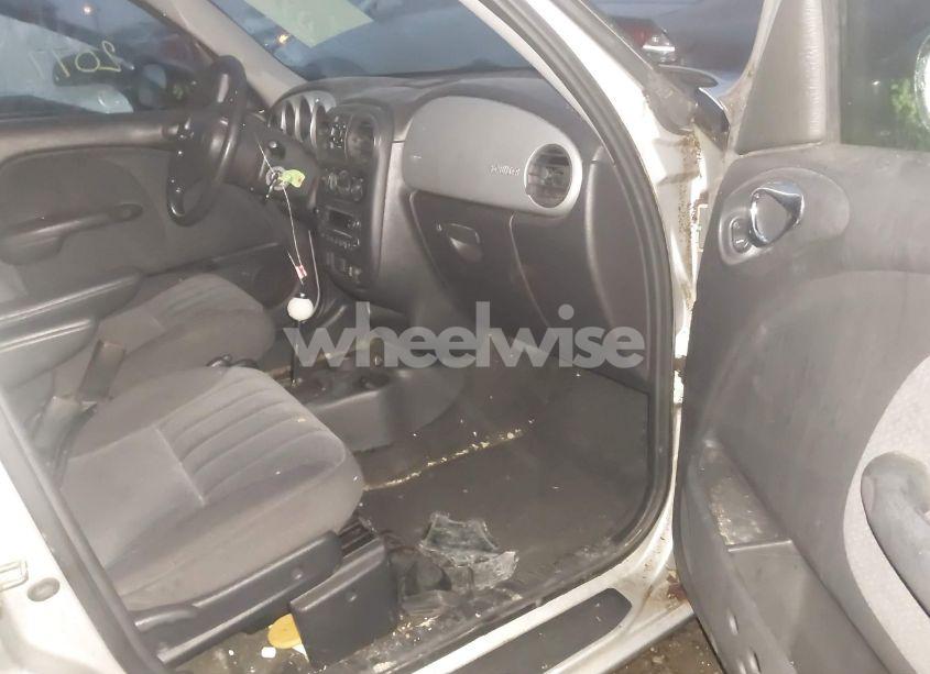 Photo 5 of 2003 Chrysler Pt CRUISER TOURING (VIN 3C4FY58B73T556142)