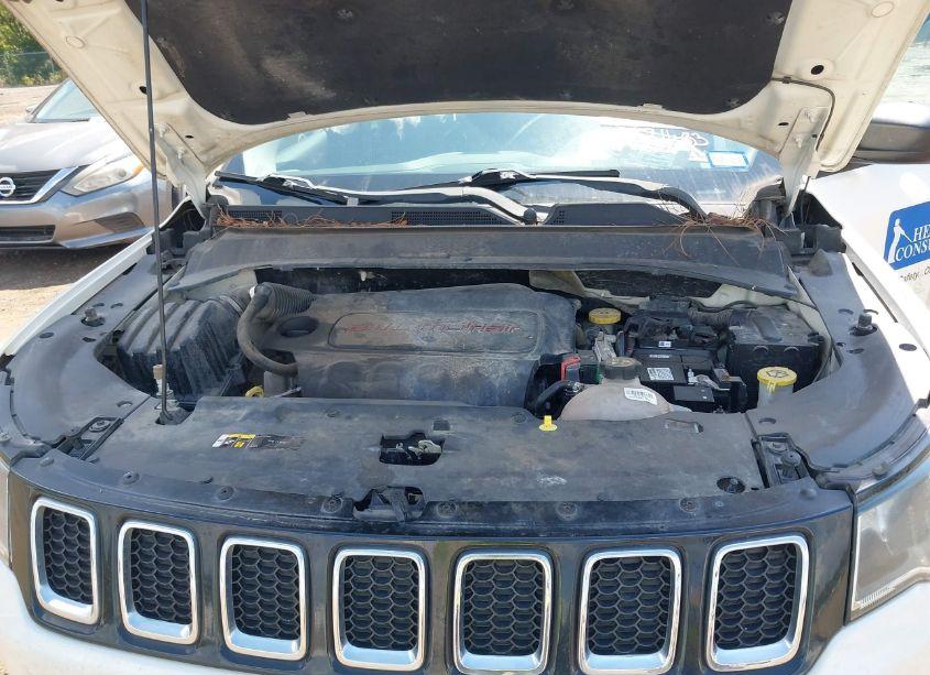 Photo 10 of 2018 Jeep Compass SPORT FWD (VIN 3C4NJCAB0JT263436)