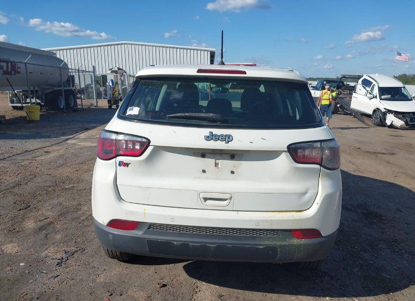 Photo 16 of 2018 Jeep Compass SPORT FWD (VIN 3C4NJCAB0JT263436)