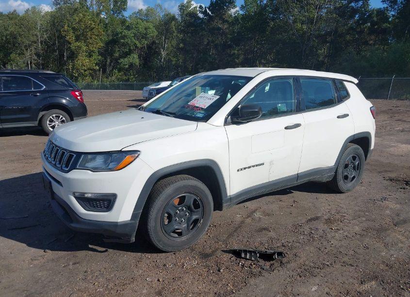 Photo 2 of 2018 Jeep Compass SPORT FWD (VIN 3C4NJCAB0JT263436)
