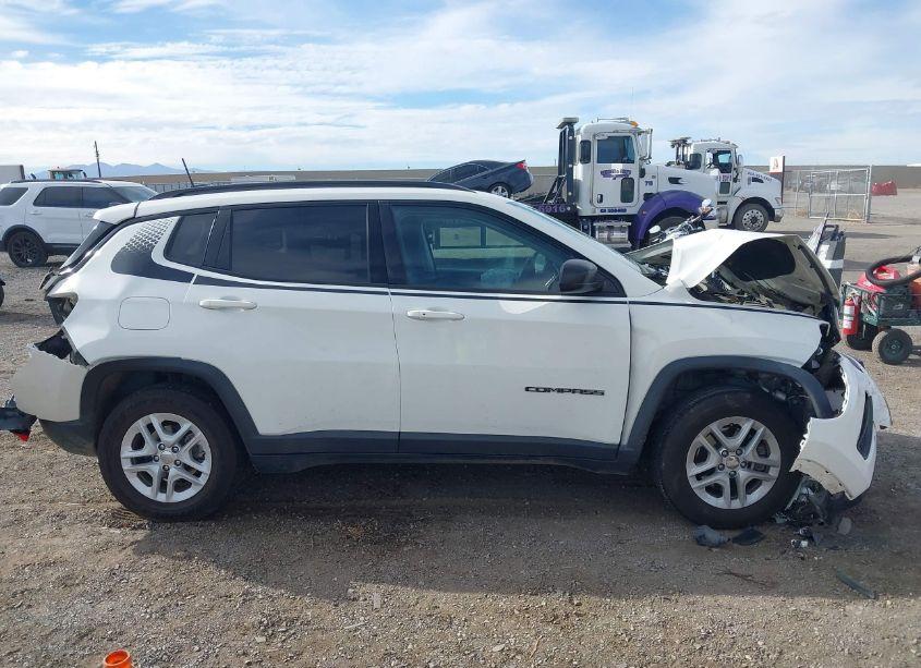 Photo 13 of 2018 Jeep Compass SPORT FWD (VIN 3C4NJCAB0JT286313)