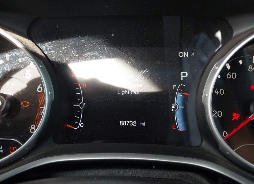 Photo 15 of 2018 Jeep Compass SPORT FWD (VIN 3C4NJCAB0JT286313)