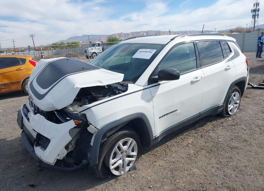 Photo 2 of 2018 Jeep Compass SPORT FWD (VIN 3C4NJCAB0JT286313)