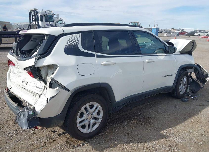 Photo 4 of 2018 Jeep Compass SPORT FWD (VIN 3C4NJCAB0JT286313)