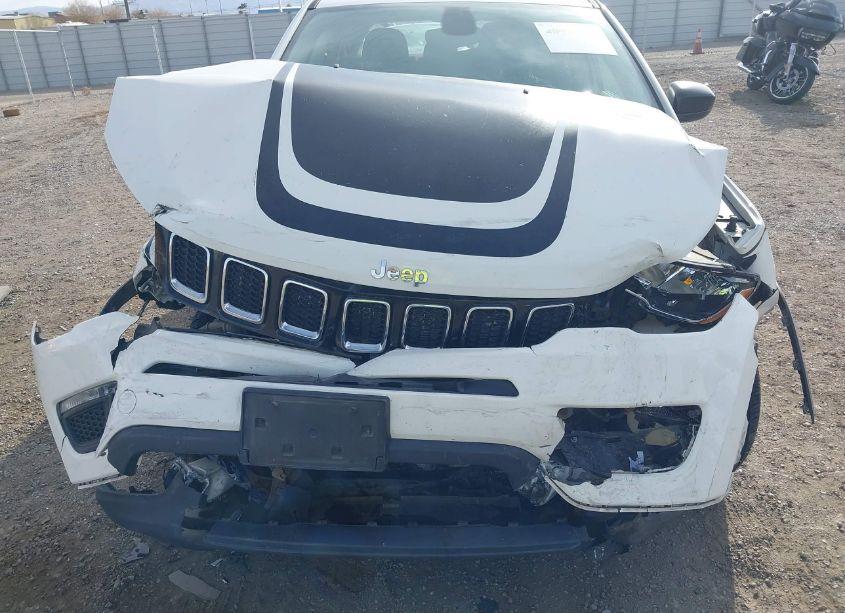 Photo 6 of 2018 Jeep Compass SPORT FWD (VIN 3C4NJCAB0JT286313)