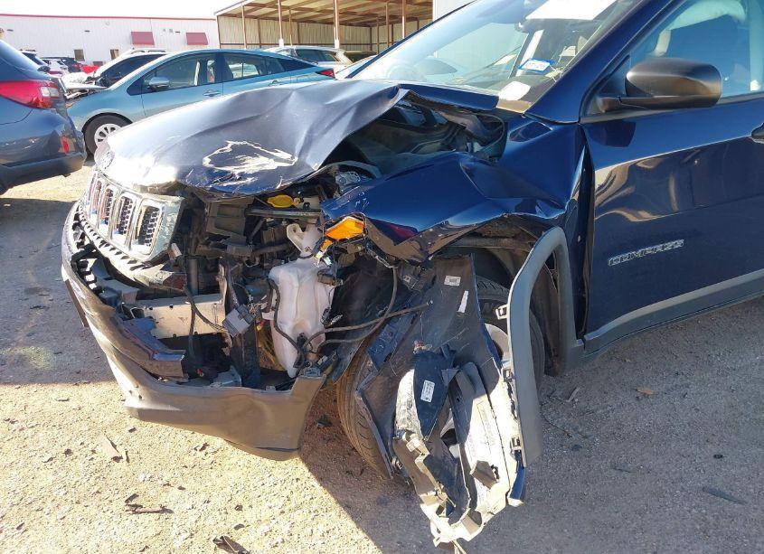 Photo 6 of 2018 Jeep Compass SPORT FWD (VIN 3C4NJCAB0JT286487)