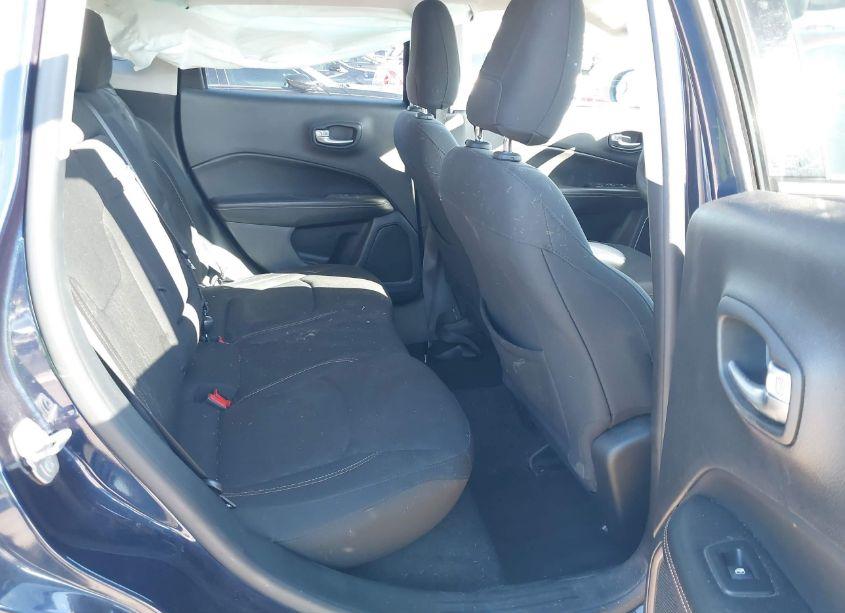 Photo 8 of 2018 Jeep Compass SPORT FWD (VIN 3C4NJCAB0JT286487)