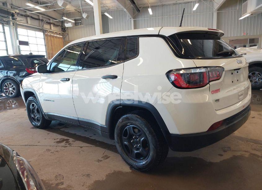 Photo 3 of 2018 Jeep Compass SPORT FWD (VIN 3C4NJCAB0JT460929)