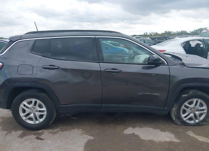 Photo 13 of 2019 Jeep Compass SPORT FWD (VIN 3C4NJCAB0KT782455)