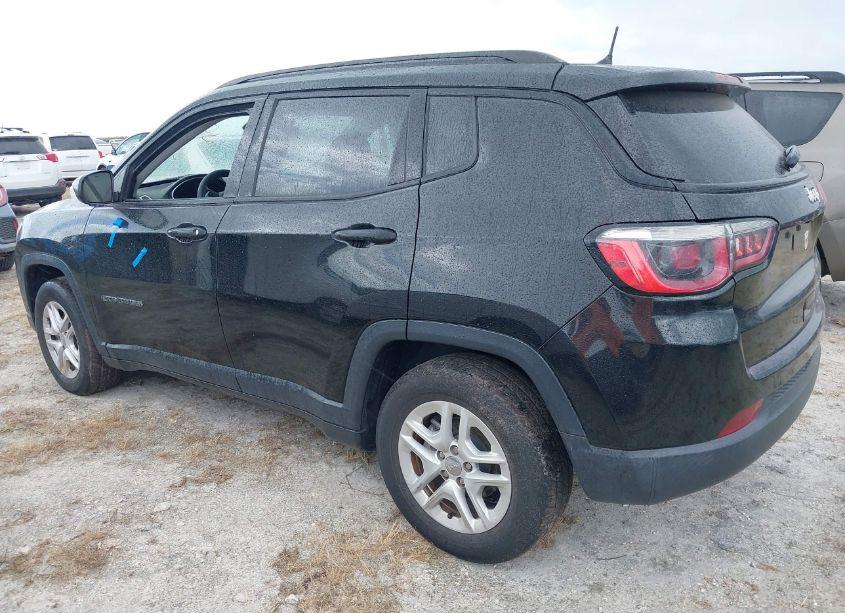 Photo 3 of 2018 Jeep Compass SPORT FWD (VIN 3C4NJCAB1JT124674)