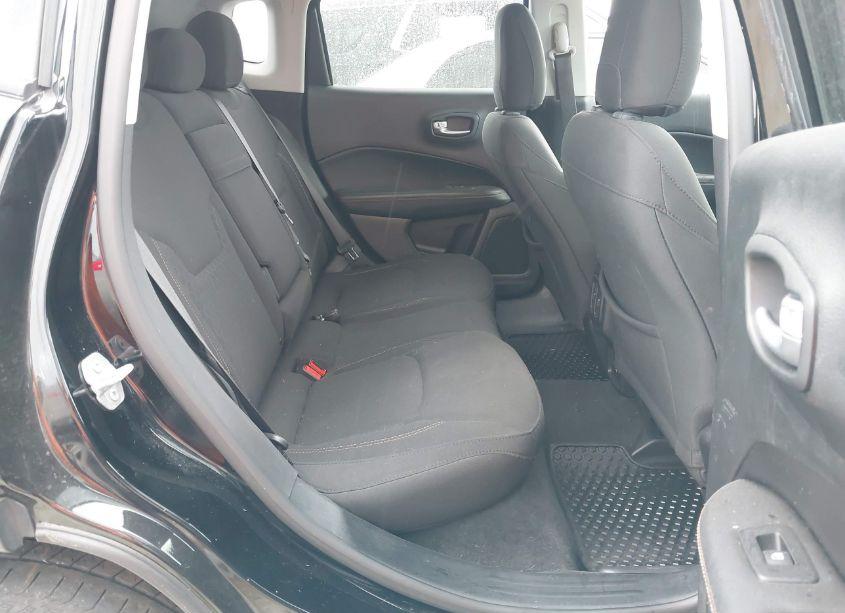 Photo 8 of 2018 Jeep Compass SPORT FWD (VIN 3C4NJCAB1JT124674)