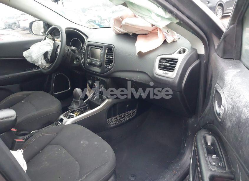 Photo 5 of 2018 Jeep Compass SPORT FWD (VIN 3C4NJCAB1JT287017)