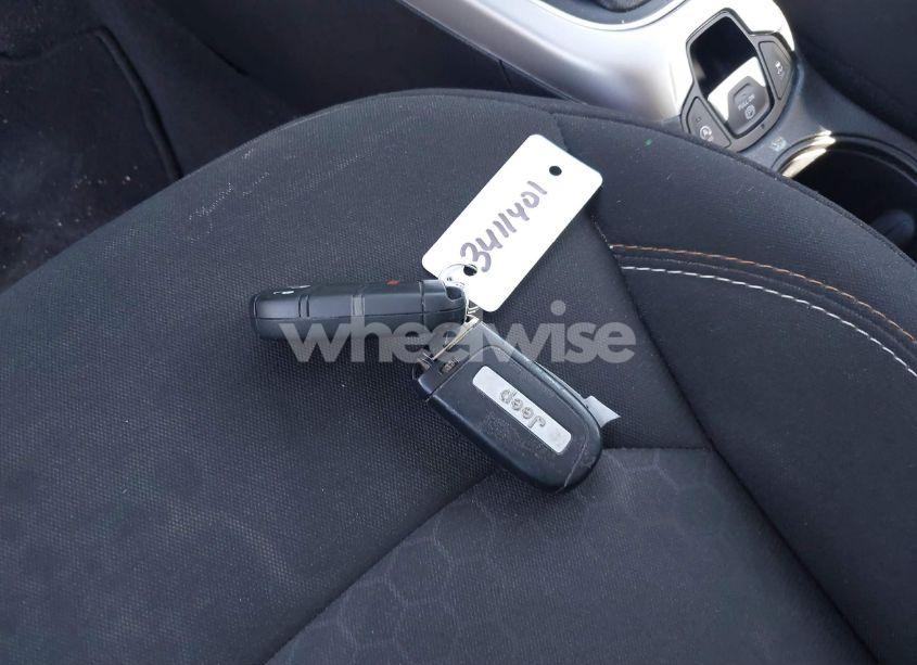 Photo 11 of 2020 Jeep Compass SPORT FWD (VIN 3C4NJCAB1LT236409)