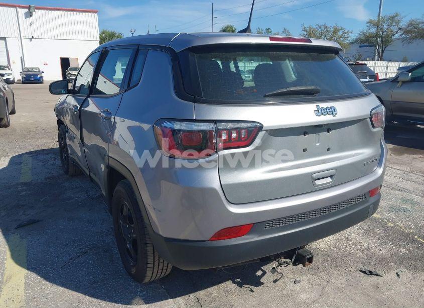 Photo 3 of 2020 Jeep Compass SPORT FWD (VIN 3C4NJCAB1LT236409)