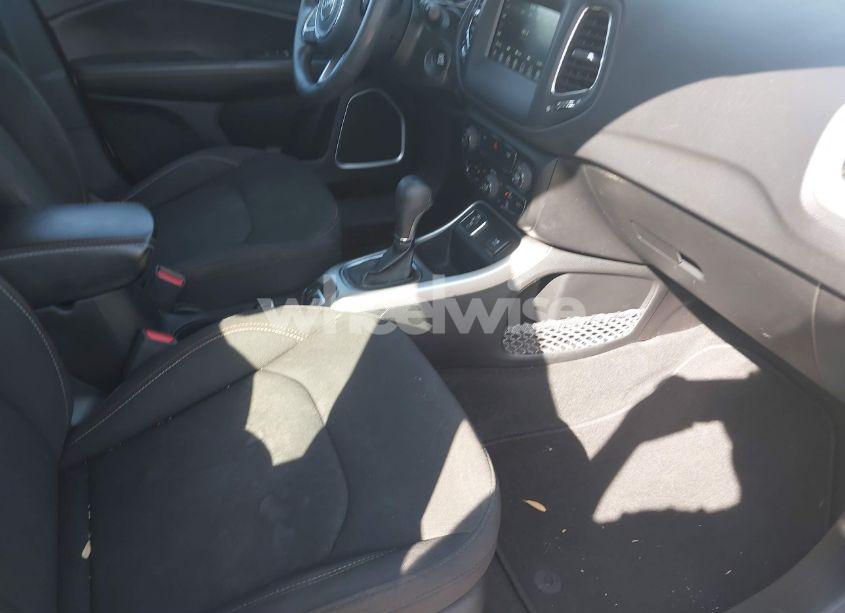 Photo 5 of 2020 Jeep Compass SPORT FWD (VIN 3C4NJCAB1LT236409)