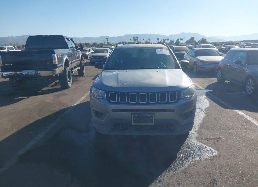 Photo 12 of 2018 Jeep Compass SPORT FWD (VIN 3C4NJCAB2JT124084)