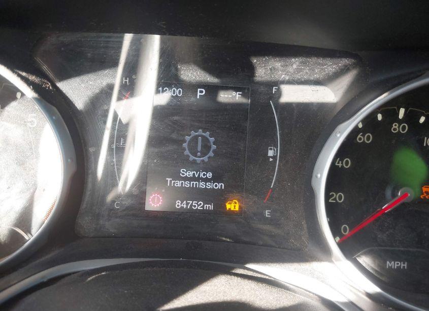 Photo 15 of 2018 Jeep Compass SPORT FWD (VIN 3C4NJCAB2JT124084)