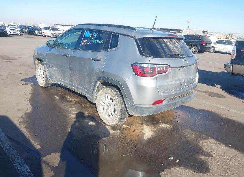 Photo 3 of 2018 Jeep Compass SPORT FWD (VIN 3C4NJCAB2JT124084)