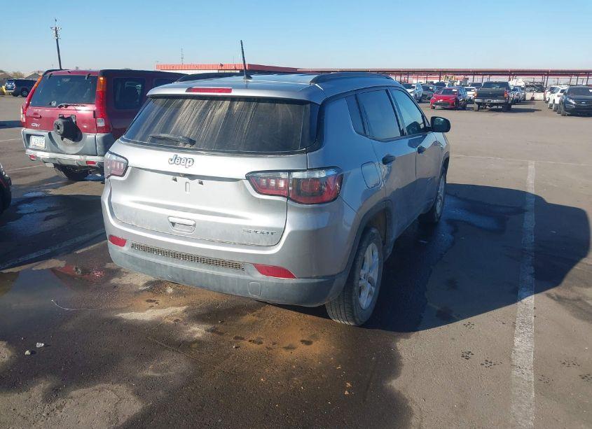 Photo 4 of 2018 Jeep Compass SPORT FWD (VIN 3C4NJCAB2JT124084)