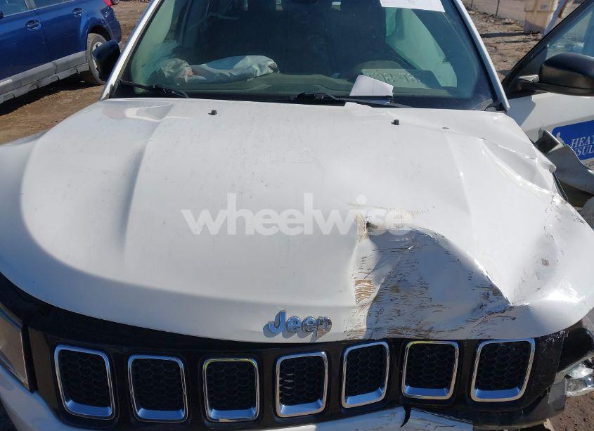 Photo 10 of 2018 Jeep Compass SPORT FWD (VIN 3C4NJCAB2JT151804)