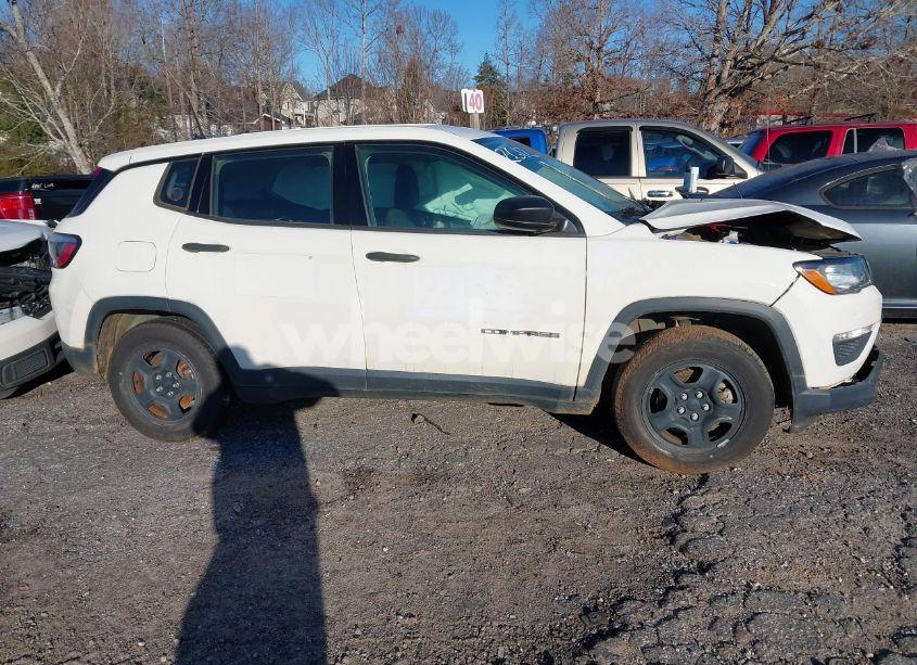 Photo 13 of 2018 Jeep Compass SPORT FWD (VIN 3C4NJCAB2JT151804)