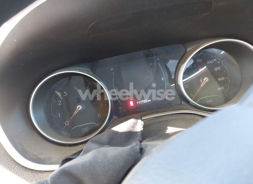 Photo 7 of 2018 Jeep Compass SPORT FWD (VIN 3C4NJCAB2JT151804)