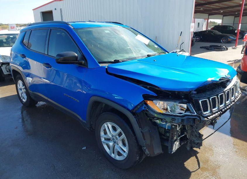 2018 Jeep Compass SPORT FWD (VIN 3C4NJCAB2JT462861) main photo