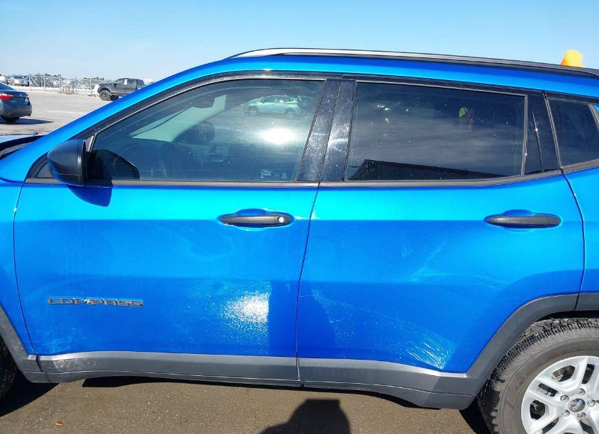 Photo 15 of 2018 Jeep Compass SPORT FWD (VIN 3C4NJCAB2JT462861)