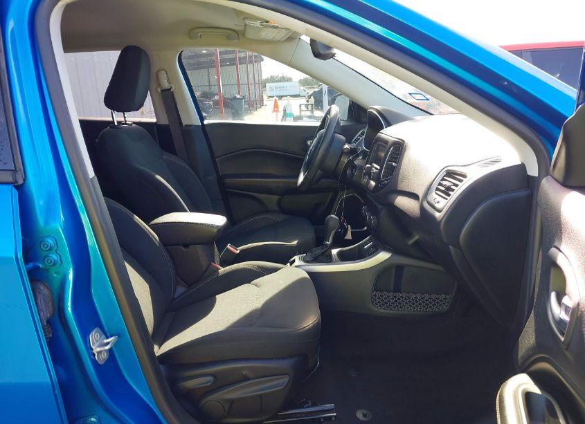 Photo 5 of 2018 Jeep Compass SPORT FWD (VIN 3C4NJCAB2JT462861)