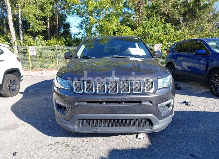 Photo 13 of 2018 Jeep Compass SPORT FWD (VIN 3C4NJCAB2JT469292)