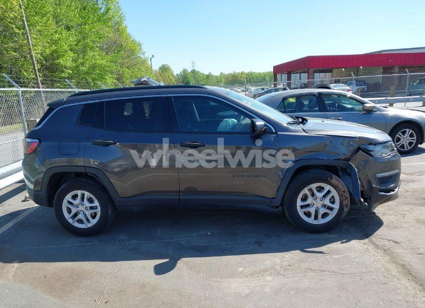 Photo 13 of 2019 Jeep Compass SPORT FWD (VIN 3C4NJCAB2KT613117)