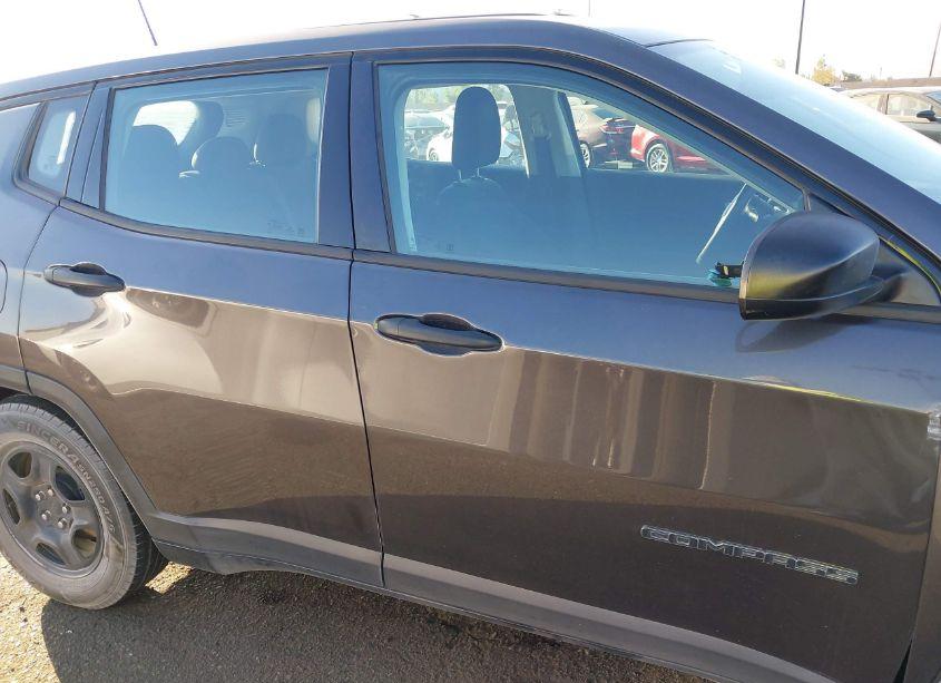 Photo 13 of 2019 Jeep Compass SPORT FWD (VIN 3C4NJCAB2KT613795)