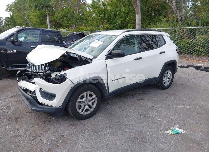Photo 2 of 2019 Jeep Compass SPORT FWD (VIN 3C4NJCAB2KT614137)