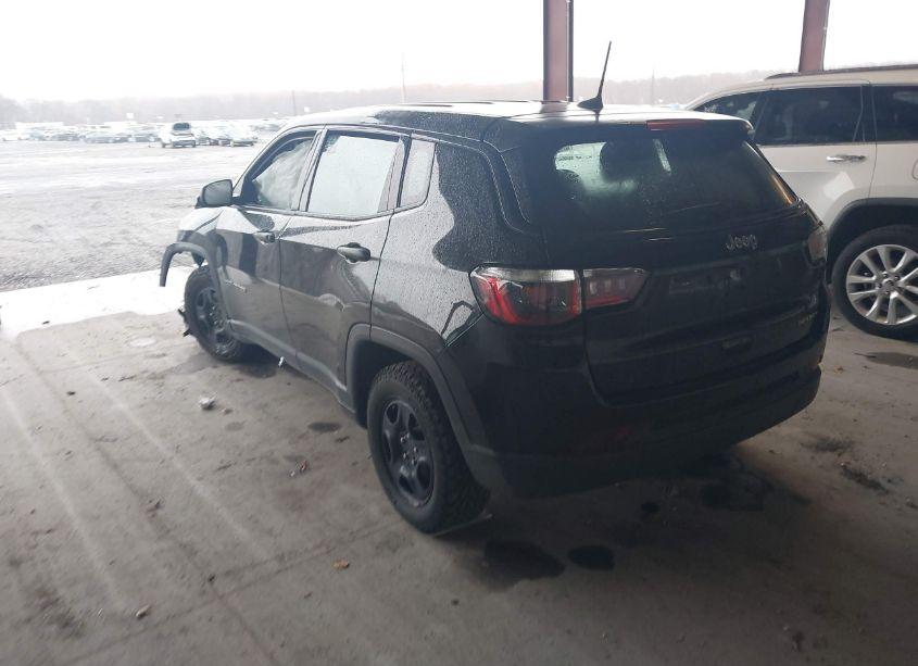 Photo 3 of 2020 Jeep Compass SPORT FWD (VIN 3C4NJCAB2LT151188)