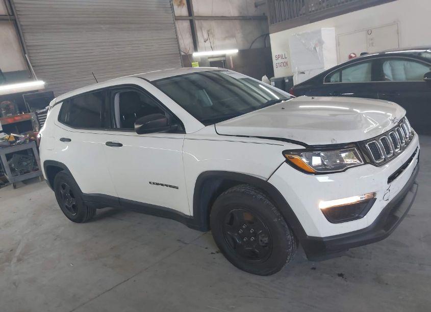 Photo 13 of 2018 Jeep Compass SPORT FWD (VIN 3C4NJCAB3JT124059)