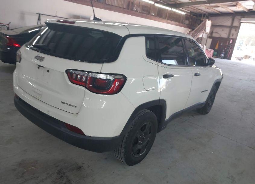 Photo 4 of 2018 Jeep Compass SPORT FWD (VIN 3C4NJCAB3JT124059)