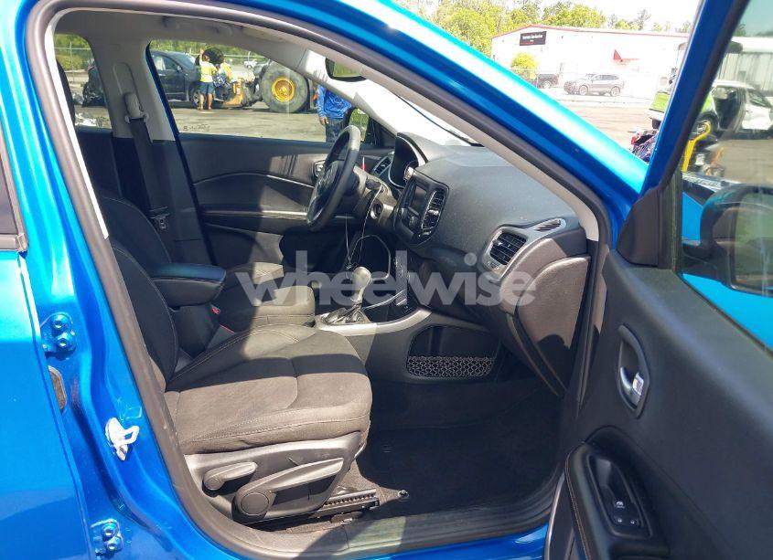 Photo 5 of 2018 Jeep Compass SPORT FWD (VIN 3C4NJCAB3JT233444)