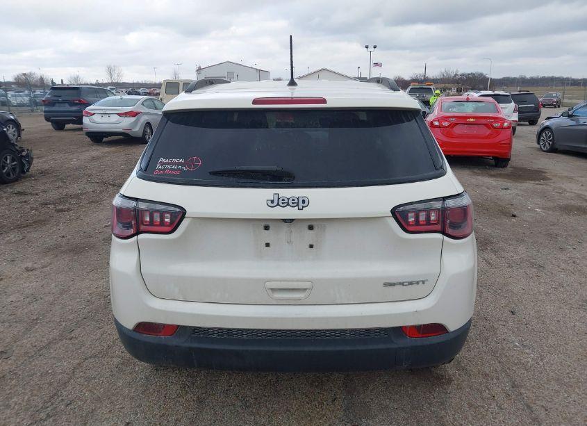 Photo 16 of 2018 Jeep Compass SPORT FWD (VIN 3C4NJCAB3JT286838)