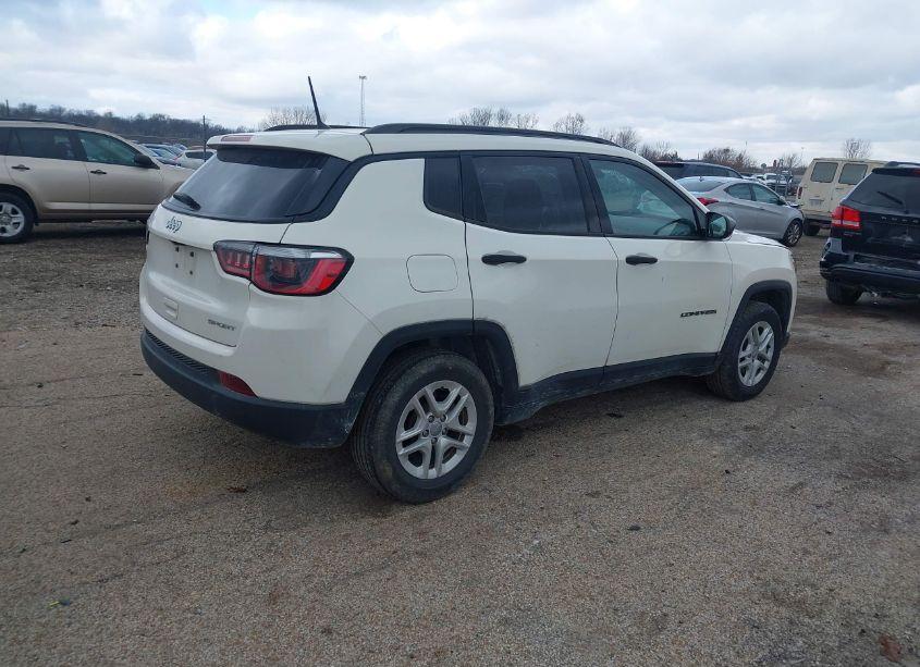 Photo 4 of 2018 Jeep Compass SPORT FWD (VIN 3C4NJCAB3JT286838)