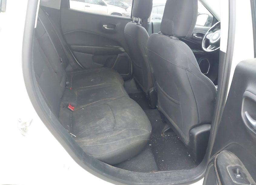 Photo 8 of 2018 Jeep Compass SPORT FWD (VIN 3C4NJCAB3JT286838)