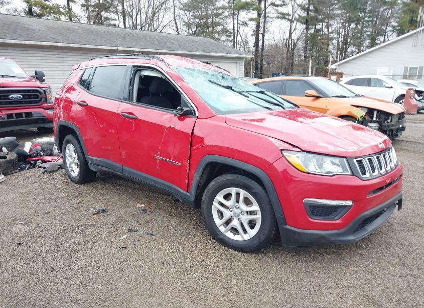 2019 Jeep Compass SPORT FWD (VIN 3C4NJCAB3KT636681) main photo