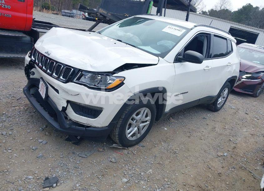 Photo 2 of 2020 Jeep Compass SPORT FWD (VIN 3C4NJCAB3LT150955)