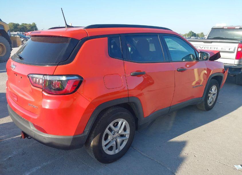 Photo 4 of 2018 Jeep Compass SPORT FWD (VIN 3C4NJCAB4JT140111)