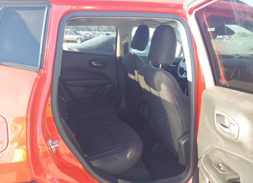 Photo 8 of 2018 Jeep Compass SPORT FWD (VIN 3C4NJCAB4JT140111)