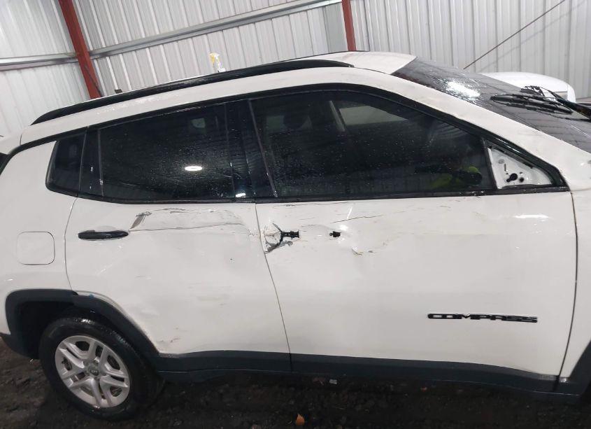 Photo 12 of 2018 Jeep Compass SPORT FWD (VIN 3C4NJCAB4JT331091)