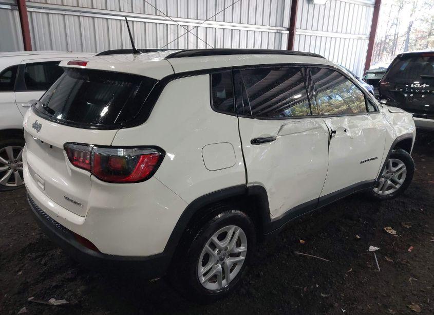 Photo 4 of 2018 Jeep Compass SPORT FWD (VIN 3C4NJCAB4JT331091)